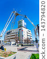 [Kanagawa Prefecture] The plaza at Totsuka Station is bathed in a refreshing blue sky. 143794820