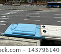 Route bus roof 143796140