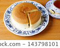 Souffle cheesecake 143798101