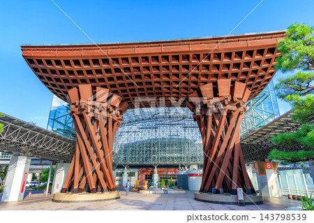 清晨,石川縣金澤市金澤站,鼓門 清晨,石川縣金澤市金澤站,鼓門 143798539