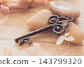 Antique keys and dried flowers 143799320