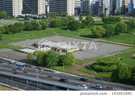 五月,從大阪歷史博物館可以看到浪速宮遺址。 五月,從大阪歷史博物館可以看到浪速宮遺址。 143801995