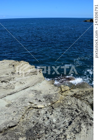 莊內海岸的岩石景觀 莊內海岸的岩石景觀 143806791