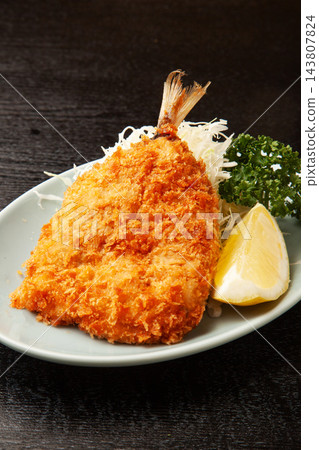 炸竹莢魚 炸竹莢魚 143807824