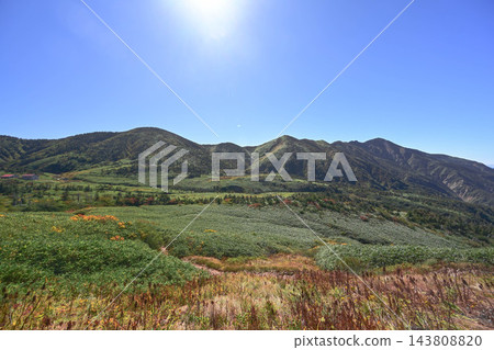 白山的秋天景色 白山的秋天景色 143808820