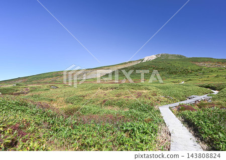 白山的秋天景色 白山的秋天景色 143808824