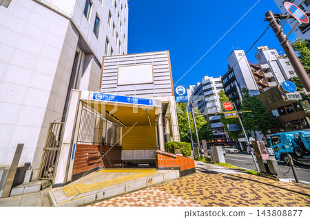 日本橫濱城市景觀,10月18日。橫濱市立地鐵關內站(4號出口)等景點。 日本橫濱城市景觀,10月18日。橫濱市立地鐵關內站(4號出口)等景點。 143808877