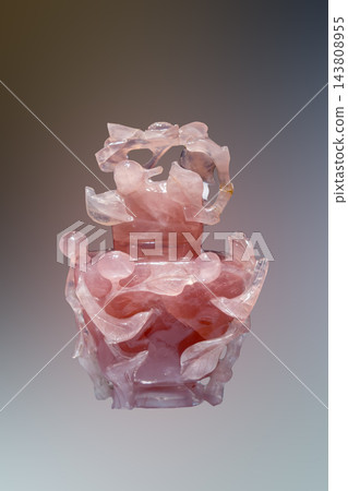Qing Dynasty Rose Quartz Covered Vase with Flower and Bird Carving, China Zhenjiang Museum Collection, Former Qing Palace Collection Qing Dynasty Rose Quartz Covered Vase with Flower and Bird Carving, China Zhenjiang Museum Collection, Former Qing Palace Collection 143808955