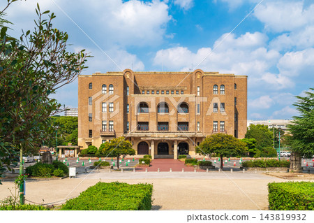 岡屋鋼鐵廠名古屋公會堂,是位於愛知縣名古屋市鶴舞公園內的美麗活動大廳。 岡屋鋼鐵廠名古屋公會堂,是位於愛知縣名古屋市鶴舞公園內的美麗活動大廳。 143819932