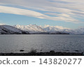 Snow-covered mountains and lakeside scenery, Tekapo, New Zealand 143820277