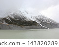 Snow-covered mountain scenery, Mount Cook, New Zealand 143820289