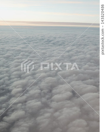 從飛機上看到的秋雲 143820486