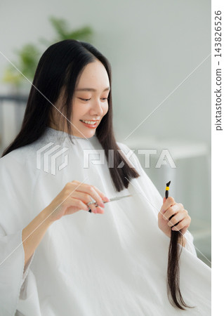 頭髮捐贈 143826526