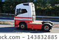 tractor head 143832885