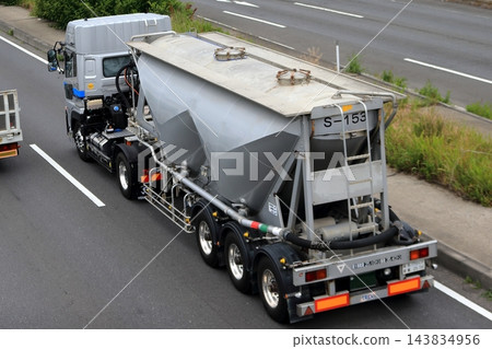 粉粒運輸車(散裝車) 粉粒運輸車(散裝車) 143834956