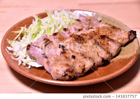 豬肉茶 143837757