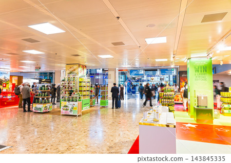 機場、免稅店和海外旅行的圖片:日內瓦機場 機場、免稅店和海外旅行的圖片:日內瓦機場 143845335
