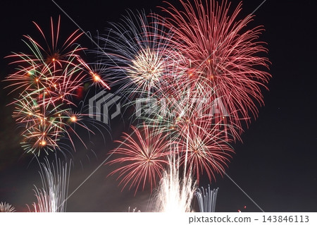 夏夜星空絢爛的季節景觀 夏夜星空絢爛的季節景觀 143846113