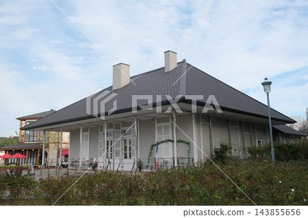 橫須賀維尼公園的蒂博迪埃住宅 143855656