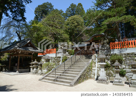 京都市左京區修學院宮脅町鷺森神社正殿 143856455