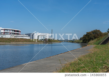 從芝川水閘眺望芝川。 143860855