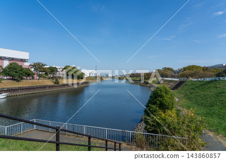 從荒川水閘看到的芝川。 143860857