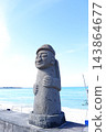石像（Dolhareubang）－韓國濟州島上發現的石像，是濟州島的象徵。 143864677