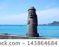 石像（Dolhareubang）－韓國濟州島上發現的石像，是濟州島的象徵。 143864684