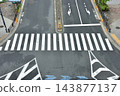 View of the pedestrian crossing in front of Hamamatsucho Station 143877137