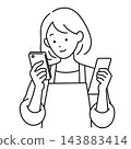 An illustration of a housewife using a smartphone app to keep track of household expenses. 143883414