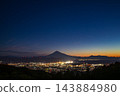 從日本平眺望富士山的黎明景色 143884980