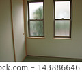 住宅窗戶 143886646