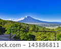 [Yamanashi Prefecture] Summer view of Mt. Fuji from Nijumagari Pass 143886811