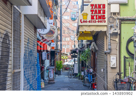 大阪南、東心齋橋早上、千念町商店街 大阪南、東心齋橋早上、千念町商店街 143893902