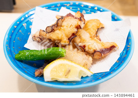 美味的章魚天婦羅 美味的章魚天婦羅 143894461