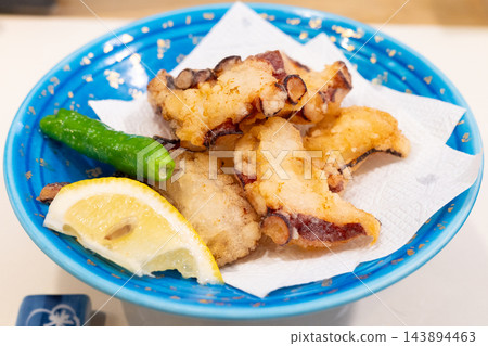 美味的章魚天婦羅 美味的章魚天婦羅 143894463