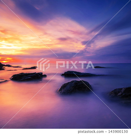 sunset over the sea 143900130