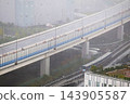 A marathon race held in the rain (Isogo Ward, Yokohama City, Kanagawa Prefecture) 143905587