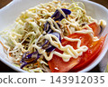A very delicious raw vegetable salad I ate at a regular home in Okayama City, Okayama Prefecture, Japan. 143912035