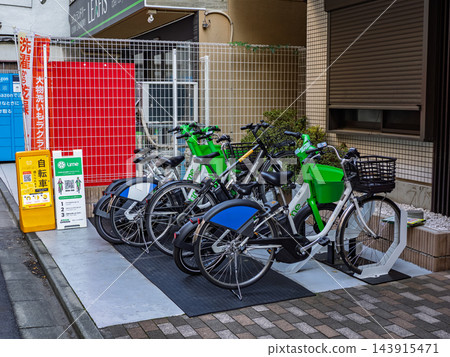 Lime 和 HELLO CYCLING 共享單車站 Lime 和 HELLO CYCLING 共享單車站 143915471