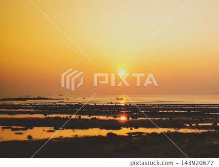 sunset on the lake 143920677