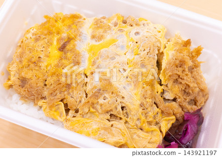 美味的勝丼便當 美味的勝丼便當 143921197