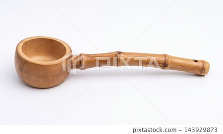 Traditional Bamboo Water Scoop Ladle Isolated on White Background 143929873