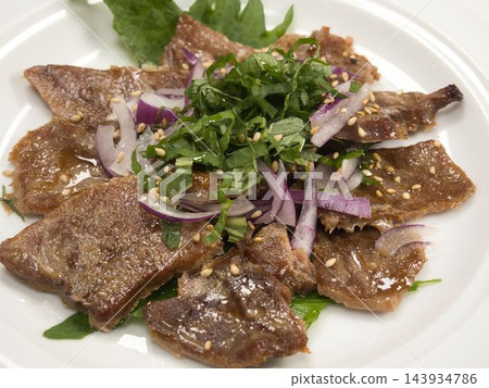 鮪魚炒飯,家常菜,妻子做的菜,家常菜,我們家的味道,精心烹調的飯菜,晚餐,宵夜,家庭餐桌 鮪魚炒飯,家常菜,妻子做的菜,家常菜,我們家的味道,精心烹調的飯菜,晚餐,宵夜,家庭餐桌 143934786