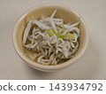 橄欖味銀魚，家常菜，妻子做的菜，家常菜，我們家的味道，精心烹製的晚餐，晚餐，夜宵，家庭餐桌 143934792