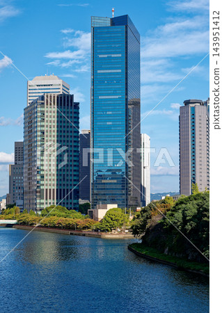 大阪商業園區OBP的藍天 大阪商業園區OBP的藍天 143951412