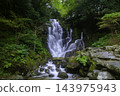 Beautiful Shiraito Waterfall, a popular tourist spot in Itoshima (Itoshima City, Fukuoka Prefecture) 143975943