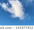 Blue sky cloud 143977452