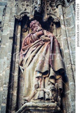 Seville Cathedral: A Vital Economic Driver of Tourism 143981259
