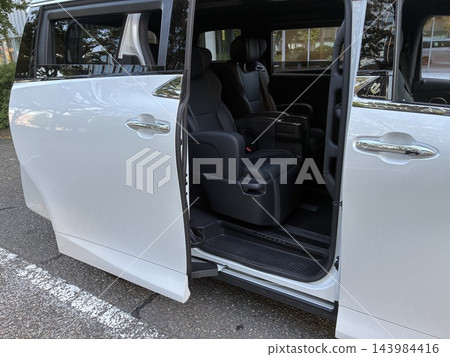 小型貨車滑動門 小型貨車滑動門 143984416